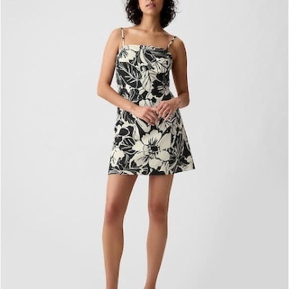 GAP Black and White Strap Sundress - Picture 1 of 7